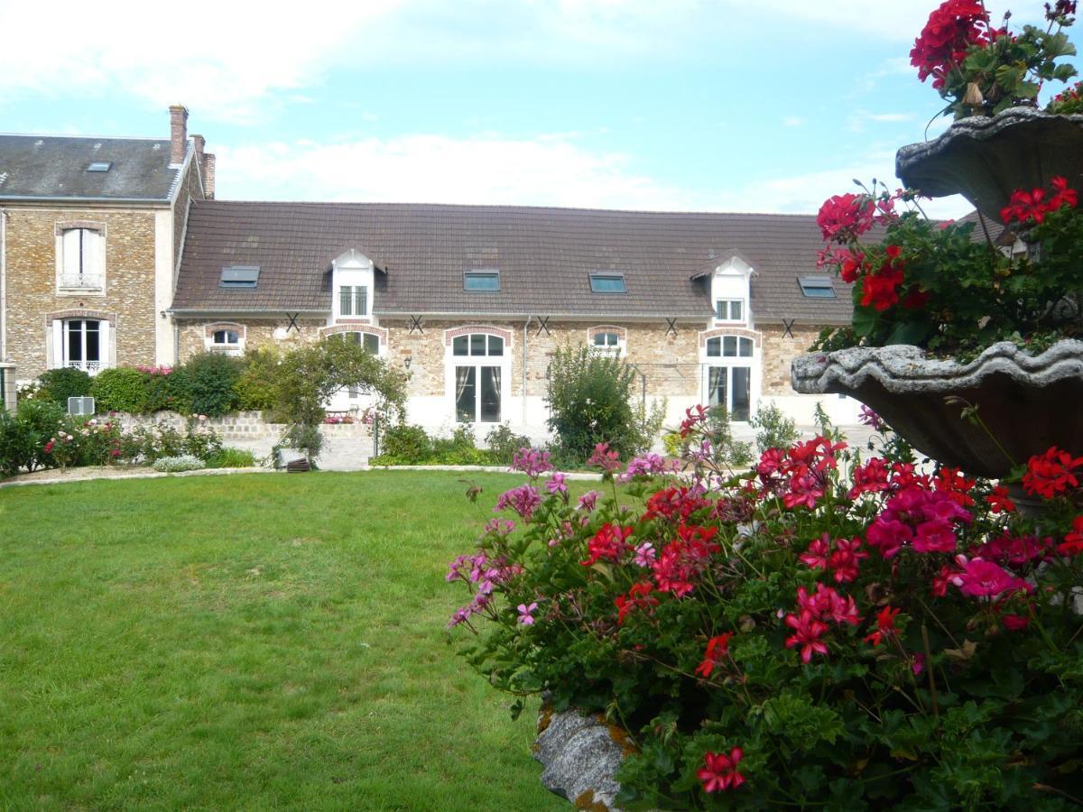 La Maison des Sources à la Ferme d'Auxonnettes Hotel Saint-Fargeau-Ponthierry Exterior foto